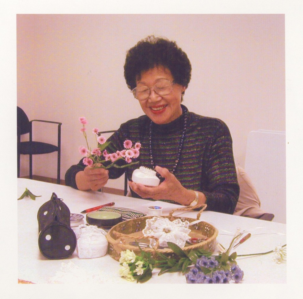 60. 陳春子 藝術造花 - 0002