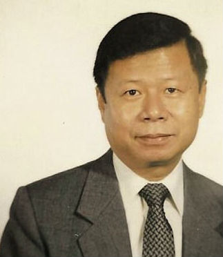 Sen-Yuen Huang